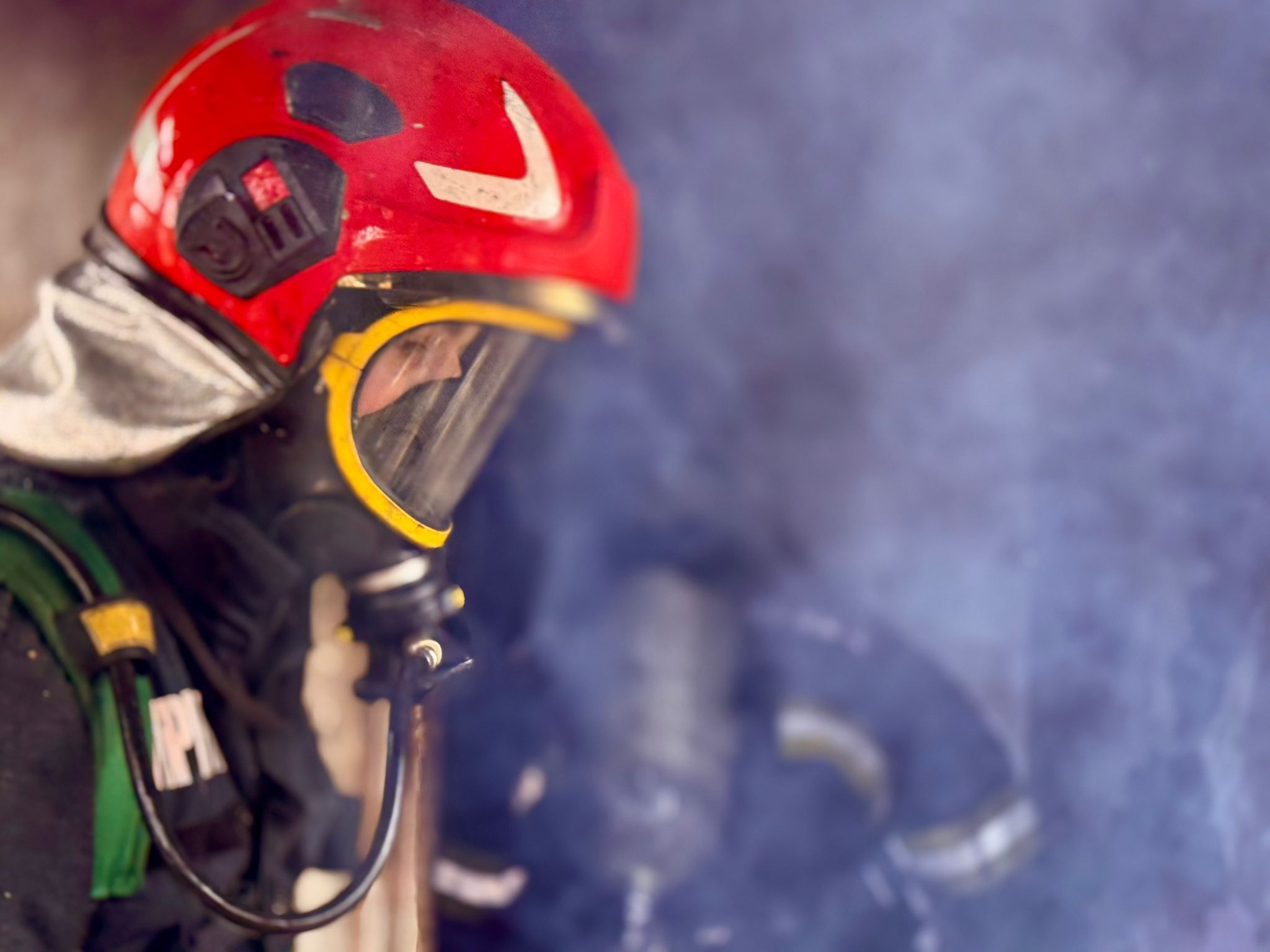 ÎN ACEASTĂ DIMINEAȚĂ: Casă, în pericol să se facă scrum, pompierii au intervenit de urgență