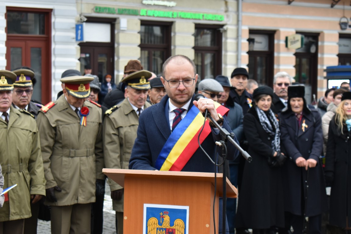 Primarul Andrei, din inima orașului: 1 Decembrie nu este doar o zi festivă, este un moment de reflecție – VIDEO 