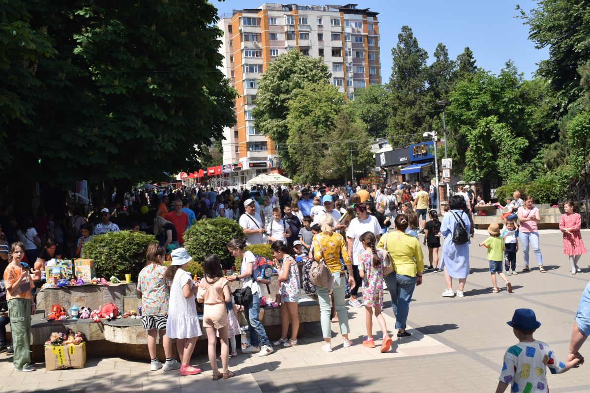 Micii antreprenori așteptați la Târgul Copilăriei din Botoșani