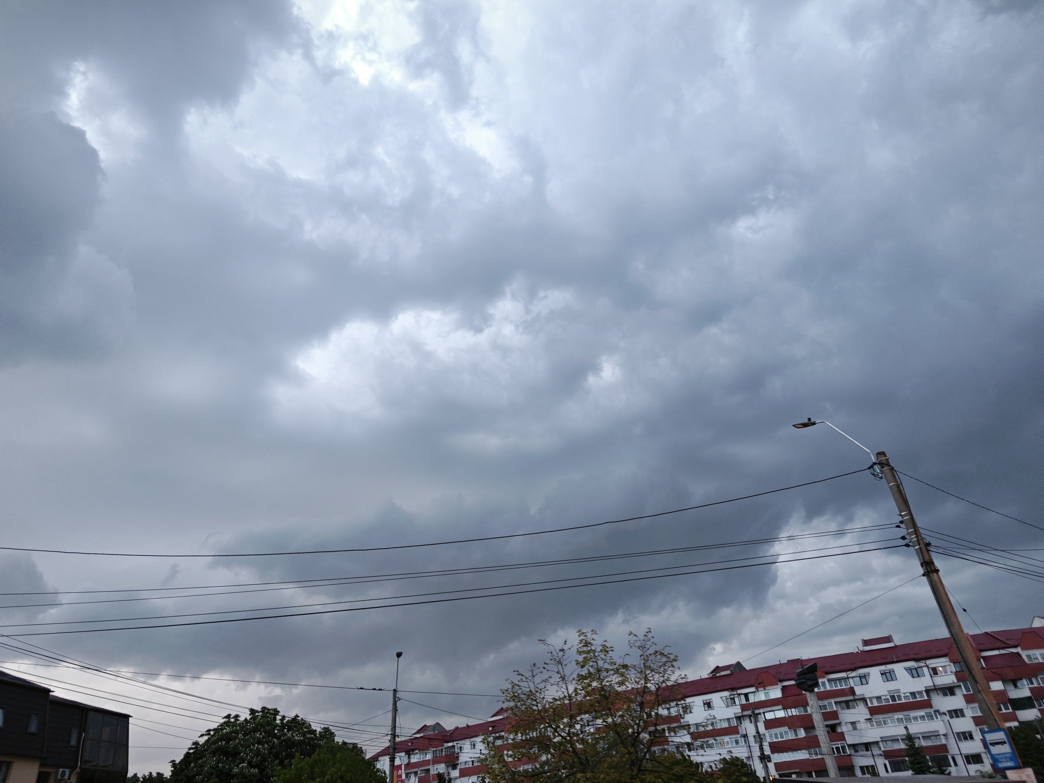 COD GALBEN de ploi emis la Botoșani