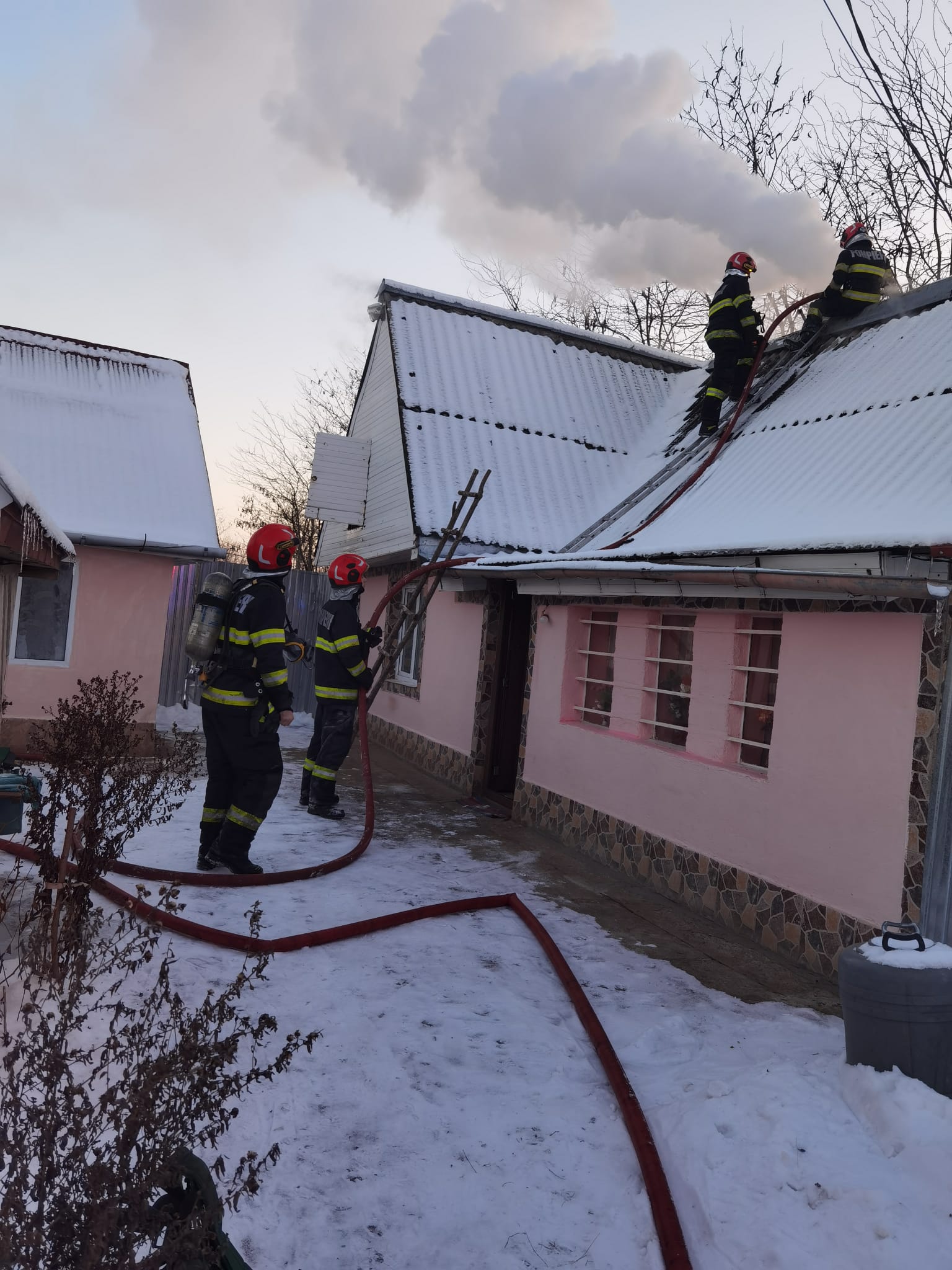 Clipe grele pentru alte trei familii din Botoșani
