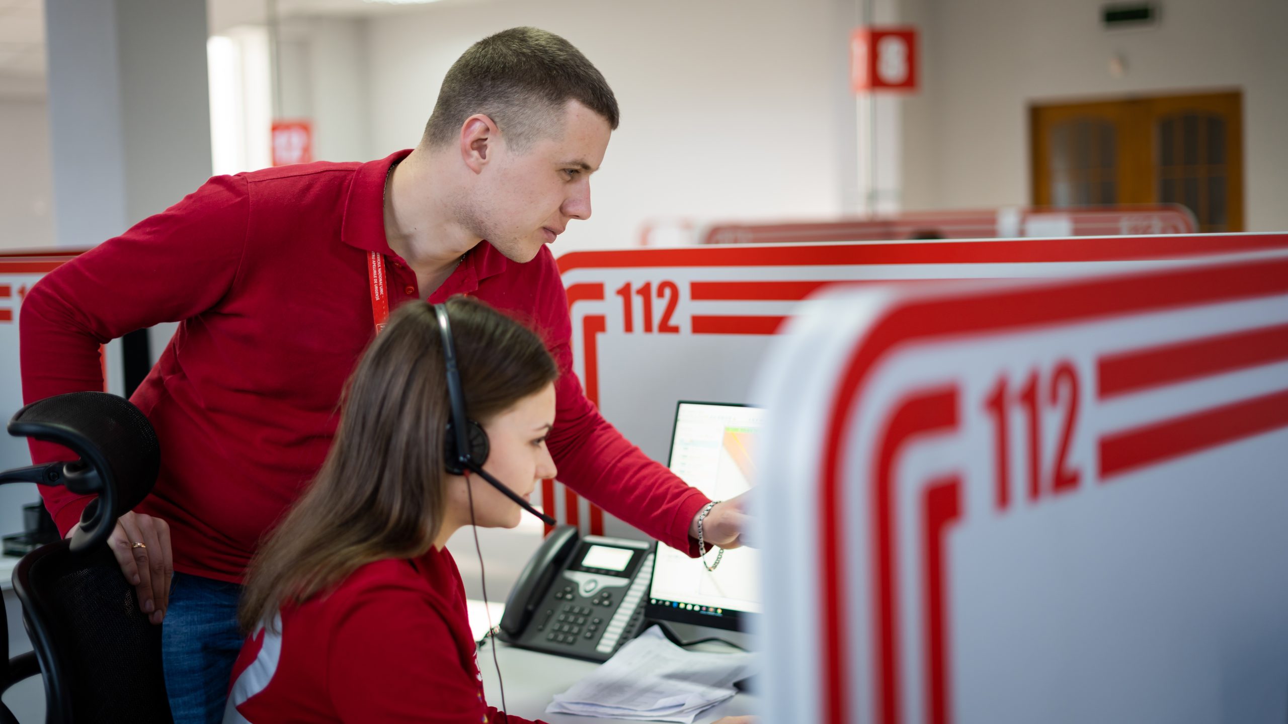 Lege promulgată de Klaus Iohannis: Noi îmbunătățiri anunțate pentru sistemul 112