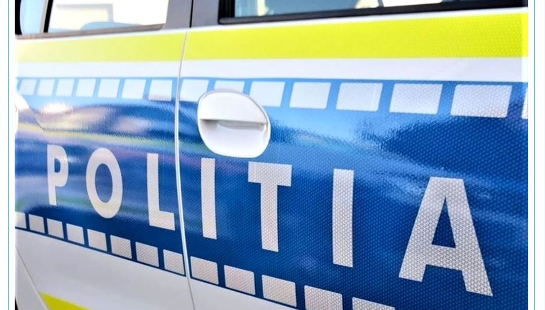 Descoperire șocantă pe A2: Bărbat prins cu mama decedată pe bancheta din spate, după un accident