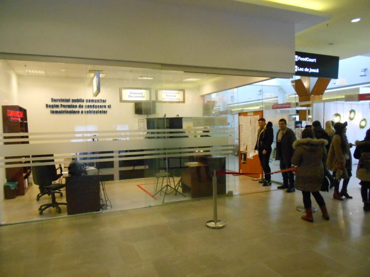 Patru examinatori din Botoșani și Neamț vin, de vineri, la Suceava pentru a suplini personalul lipsă