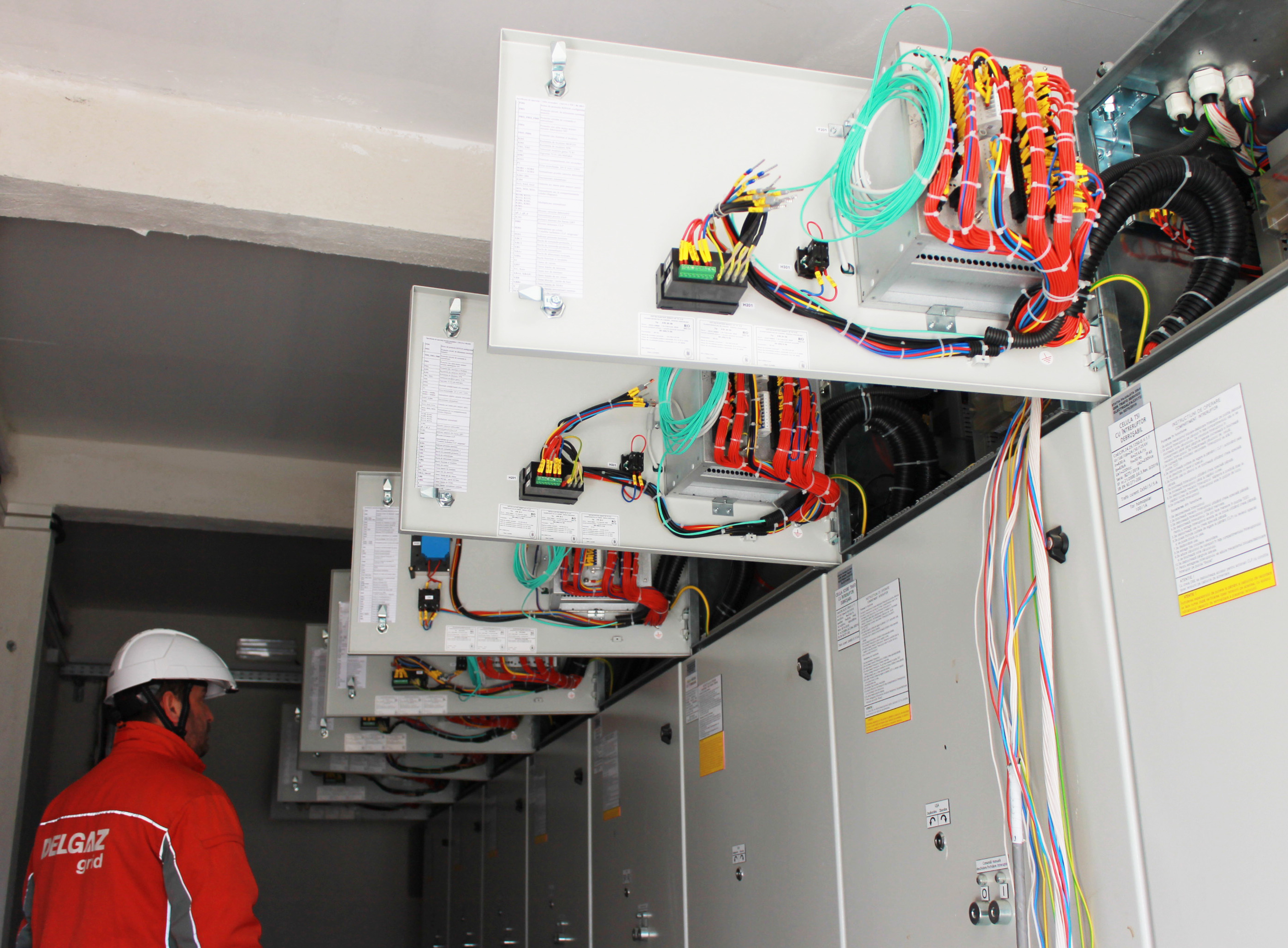 Delgaz Grid, contracte uriașe semnate la Ministerul Energiei pentru modernizarea rețelei electrice în Botoșani și în alte județe