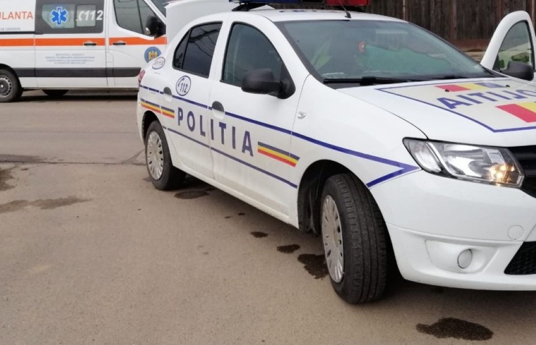 Patru persoane rănite în urma unui accident produs de un șofer din Botoșani