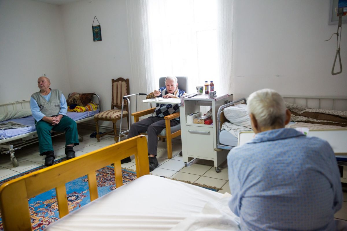 Sute de botoșăneni din centrele statului vor fi trimiși acasă, fie că au sau nu familii – VIDEO 