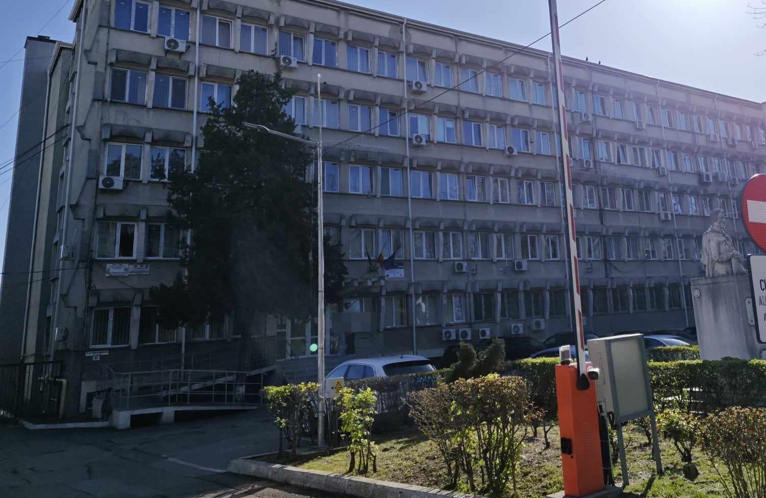 Angajări la Poliția Botoșani: OPT posturi disponibile, de la ofițeri la... medic veterinar