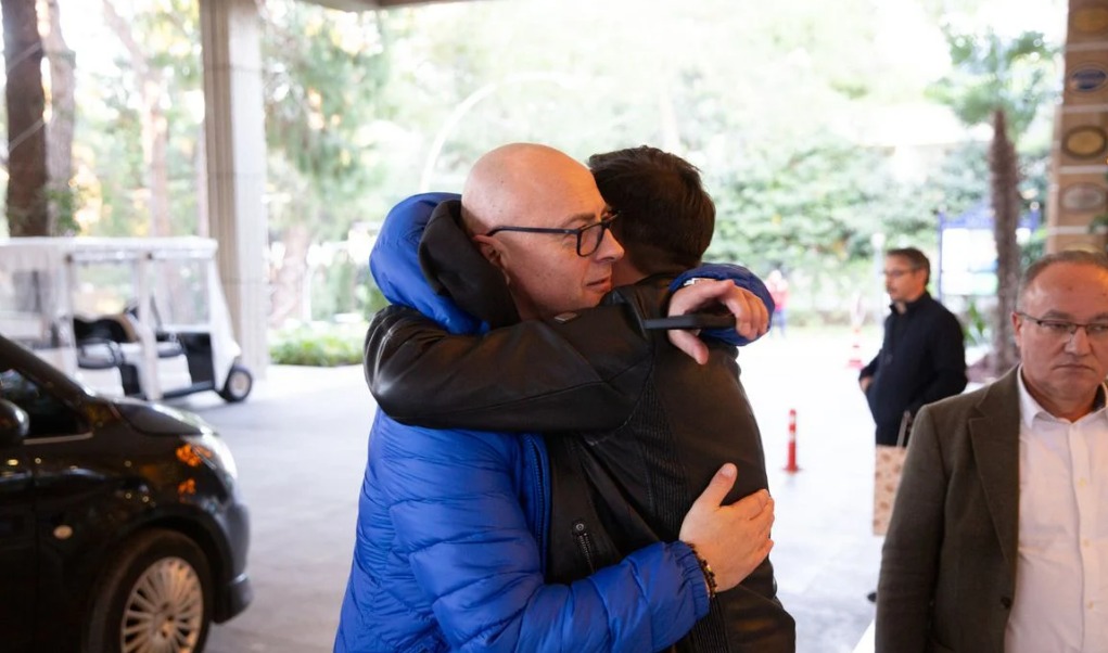 Noul antrenor al FC Botoșani a ajuns în cantonament și s-a îmbrățișat cu Iftime: Sunt gata de luptă. Am fost un luptător și voi rămâne