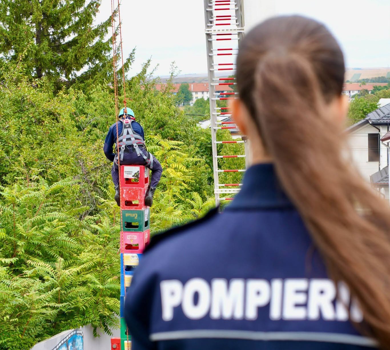 Vrei să devii pompier? 300 de locuri sunt disponibile - DETALII 
