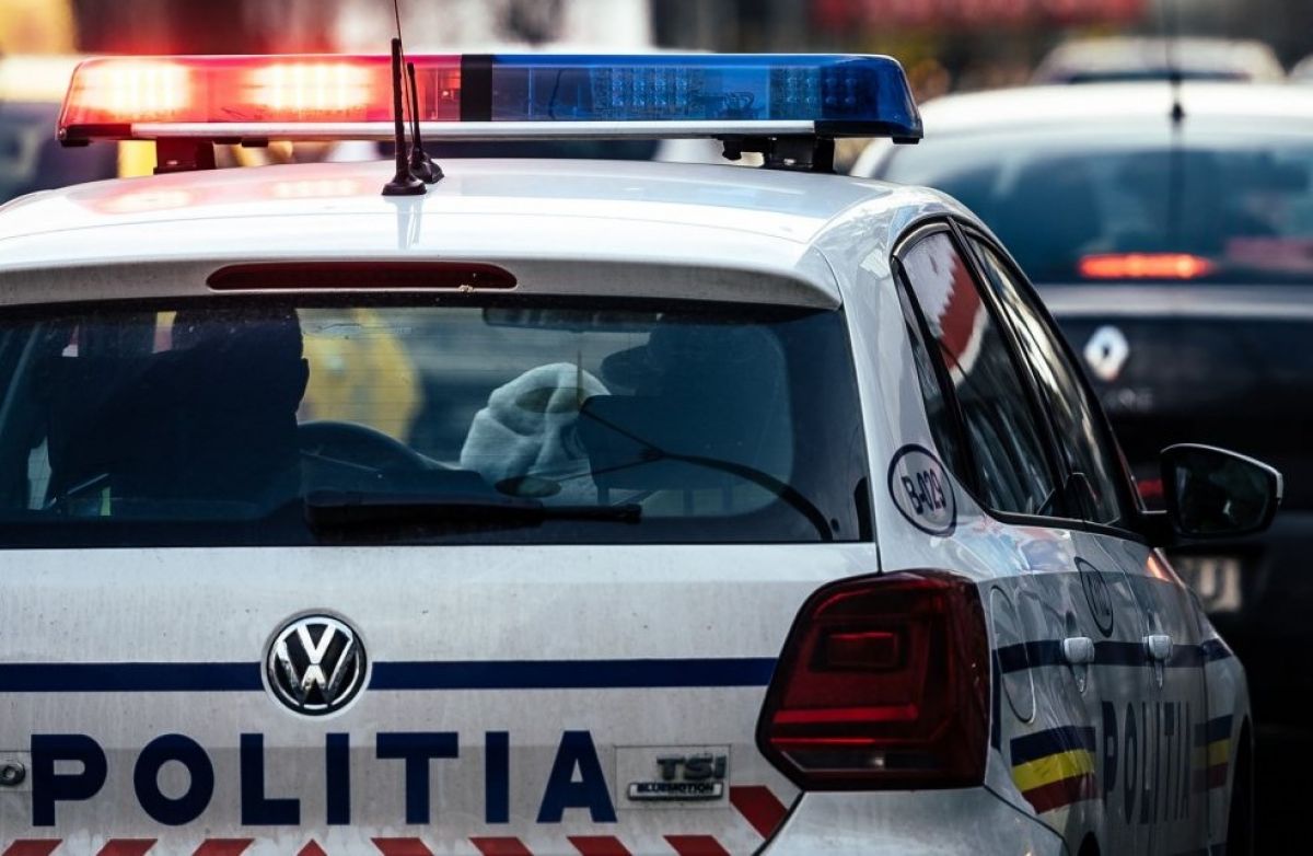 Șofer oprit pe bulevard și lăsat FĂRĂ permis : Comportamentul l-a dat de gol