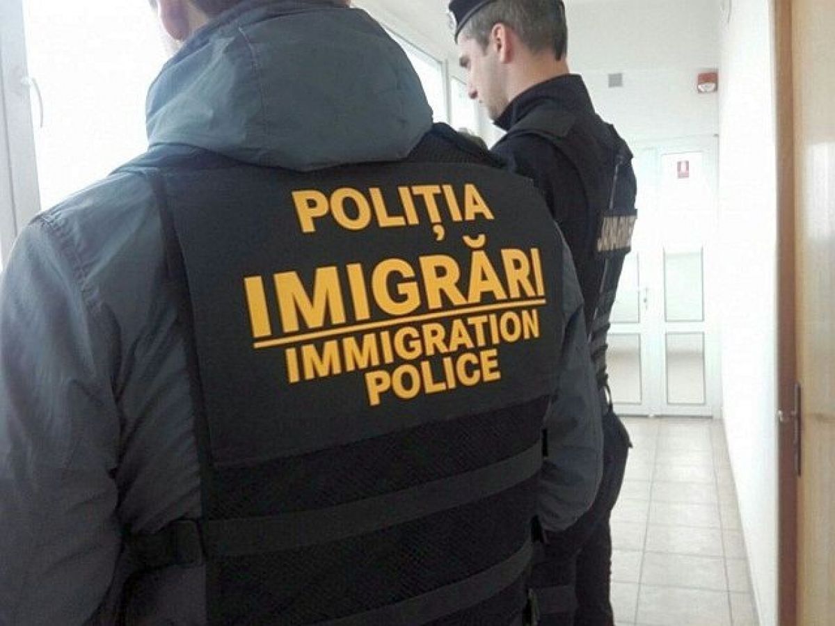 Au venit la Botoșani și au „uitat” să mai plece: Doi argentinieni prinși de polițiștii de imigrări cu nereguli