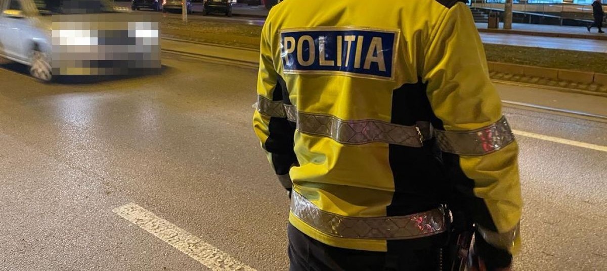Botoșănean fără permis prins la plimbare de polițiști pe Calea Națională