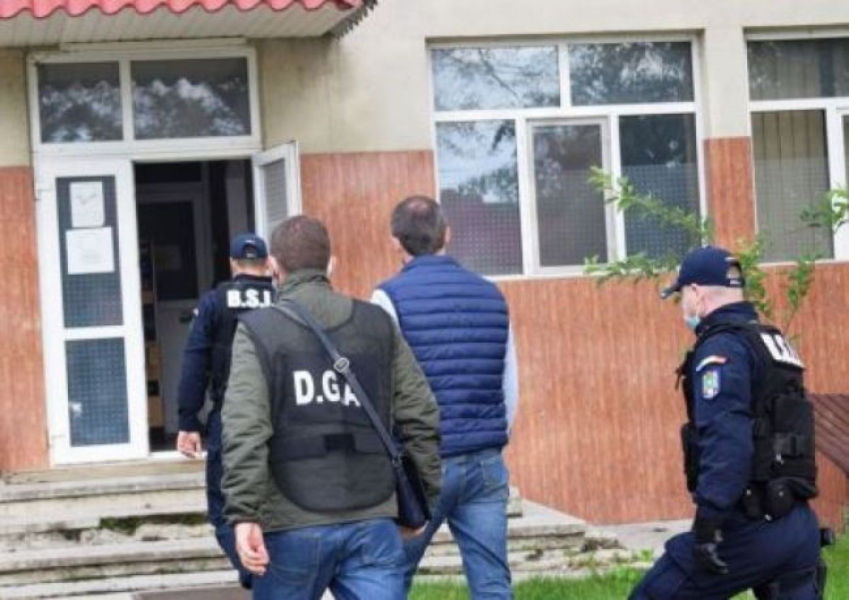 EMOȚII pentru ceilalți polițiști din dosarul șpăgilor de la Rutieră 