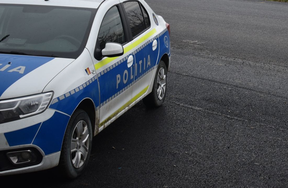Surprins fără drept de conducere: Ce au descoperit Polițiștii
