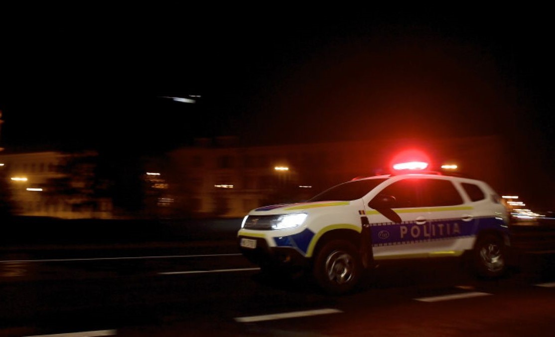 Plimbare în zorii zilei terminată cu fugă cu mașina Poliției pe urme: CE a urmat