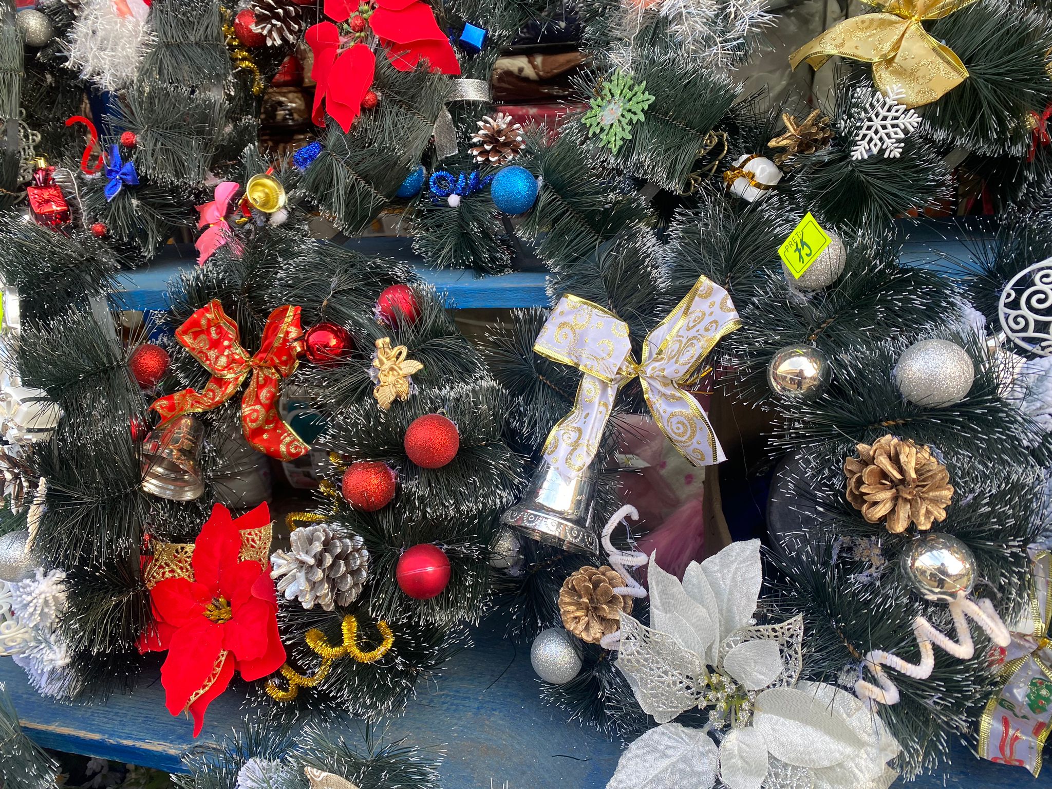 Mirosul de brad natural în case – un MUST HAVE de sărbători pentru botoșăneni 