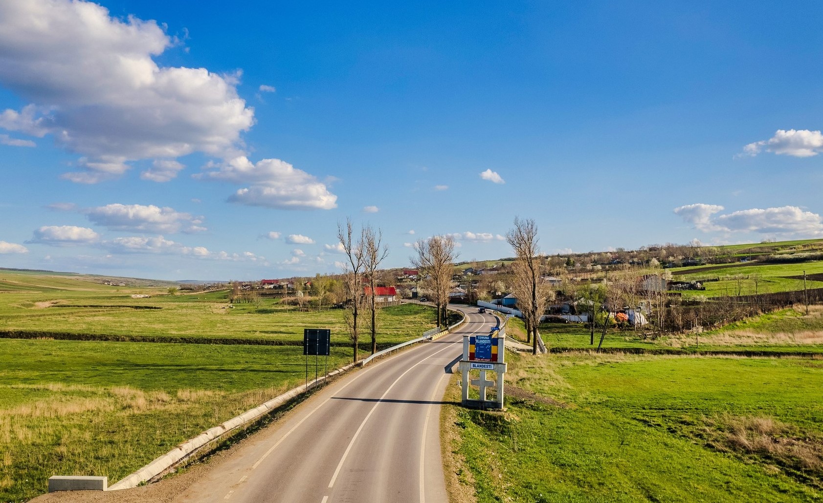 Cea mai ghinionistă comună: Nu are apă, a stat ani de zile fără primar, Consiliul Local este incomplet; acum are primar, dar nu are viceprimar