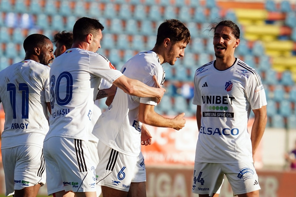 Doi fotbaliști de la FC Botoșani incluși în echipa ideală a etapei 