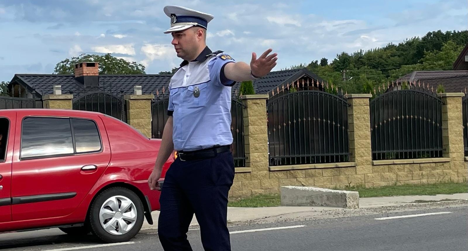 RAZII cu polițiști și jandarmi, șase permise reținute și amenzi de aproape 100.000 de lei 