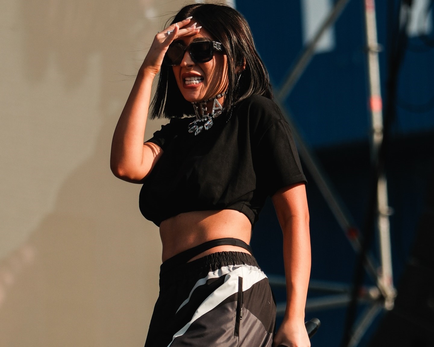 MIERCURI SEARĂ: Concert cu Nicole Cherry în Centrul Istoric, sesiune programată de autografe 