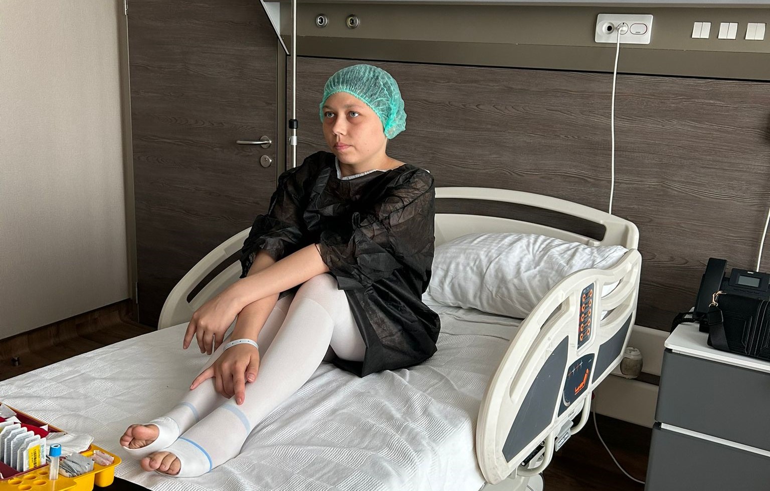 O tânără de doar 19 ani luptă pentru viață: Suferă de o boală extrem de gravă