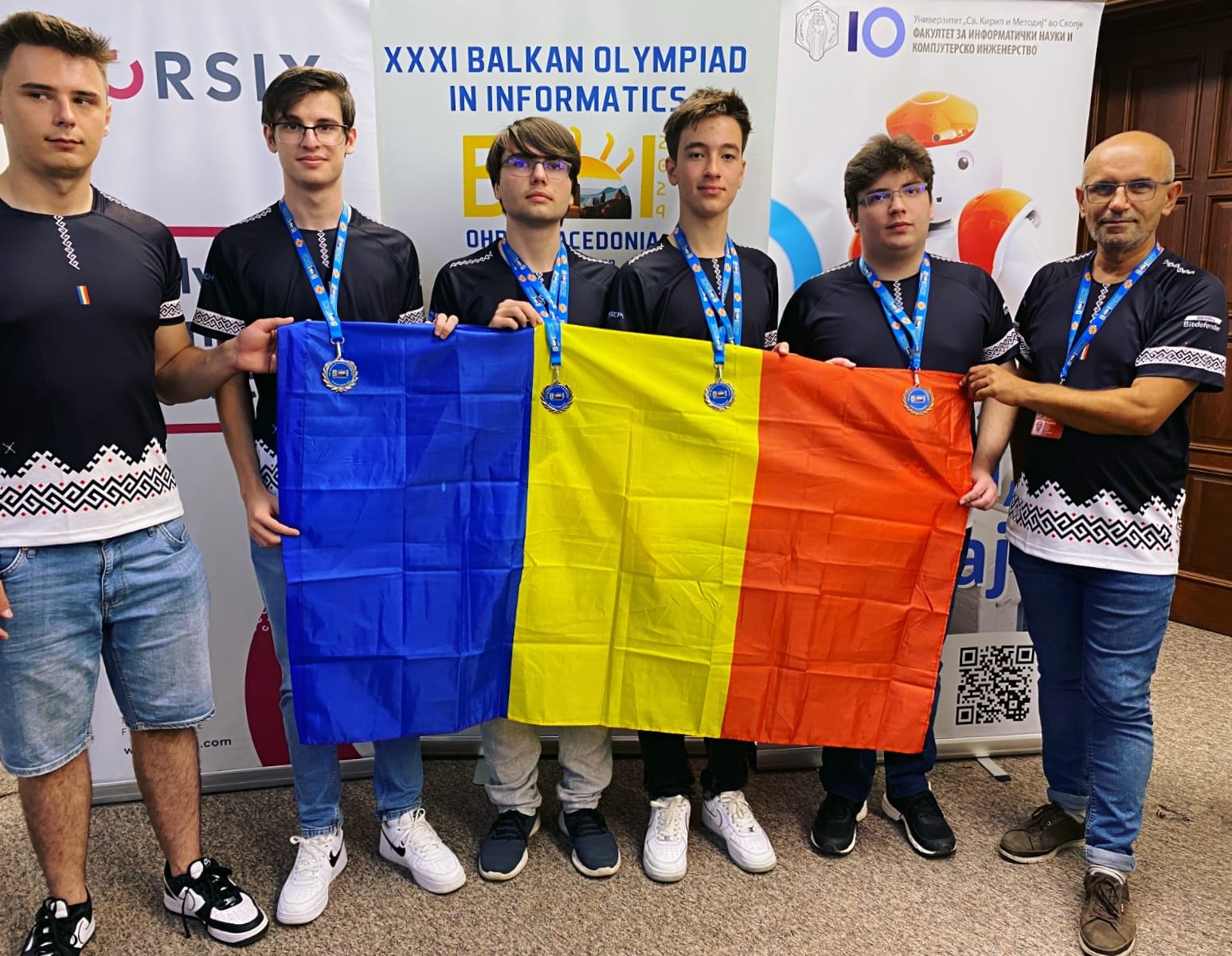 Echipa României, însoțită de un profesor din Botoșani a câștigat patru medalii la Olimpiada Balcanică de Informatică