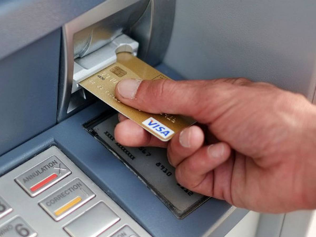 Anunț de la Casa de Pensii Botoșani: CÂND intră banii pe card