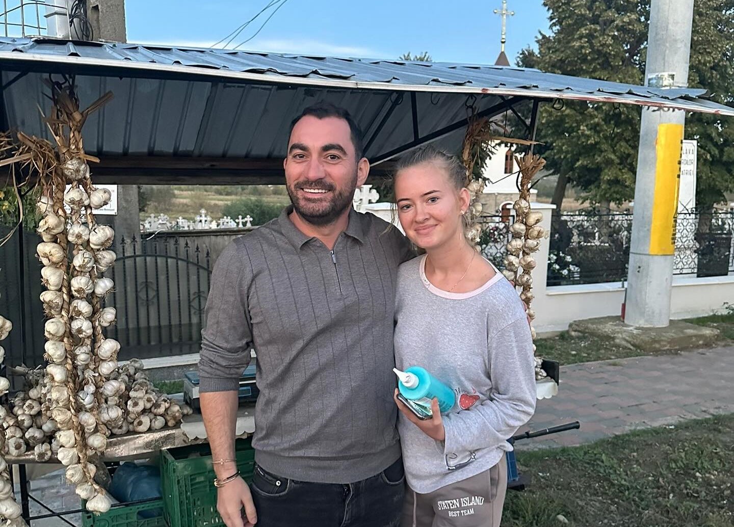 Pescobar, „regele fructelor de mare” a venit la Botoșani pentru... usturoi