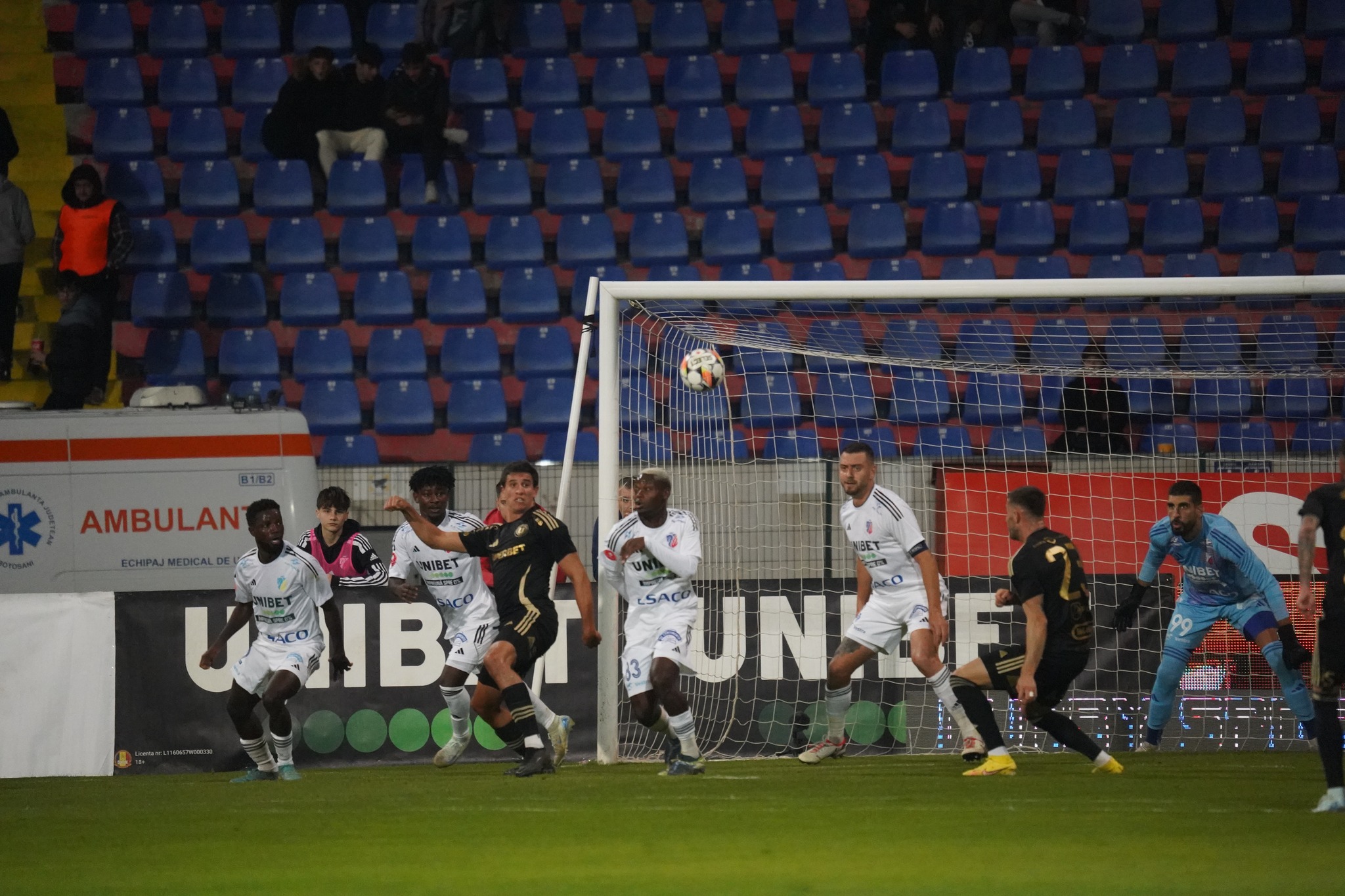 Sute de mii de oameni au urmărit la televizor meciul FC Botoșani – „U” Cluj