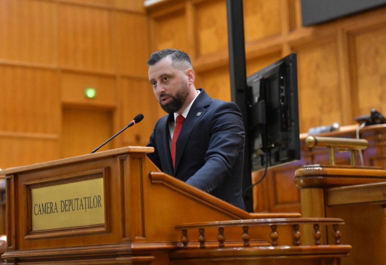 Deputatul Moiseev cere măsuri urgente pentru prevenirea și gestionarea fenomenului mamelor minore la Botoșani