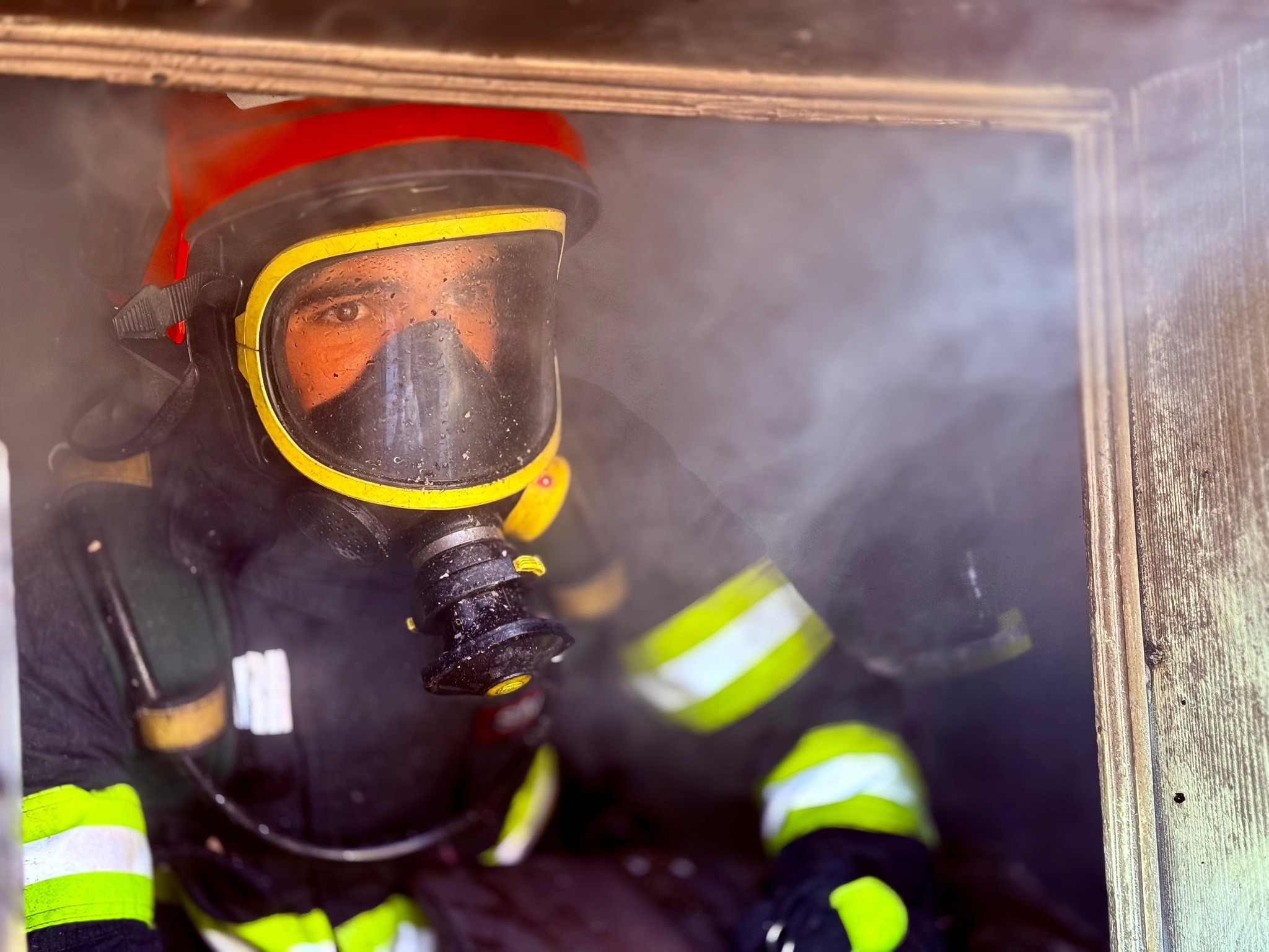 Pompierii, eroii Sărbătorilor Pascale: Incendii devastatoare și salvări miraculoase de vieți în ultima clipă