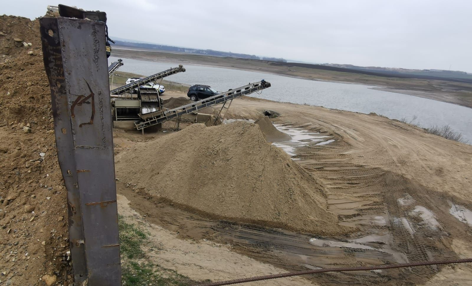 Amenzi peste 160.000 de lei și o plângere penală în urma unor controale de la „Mediu”