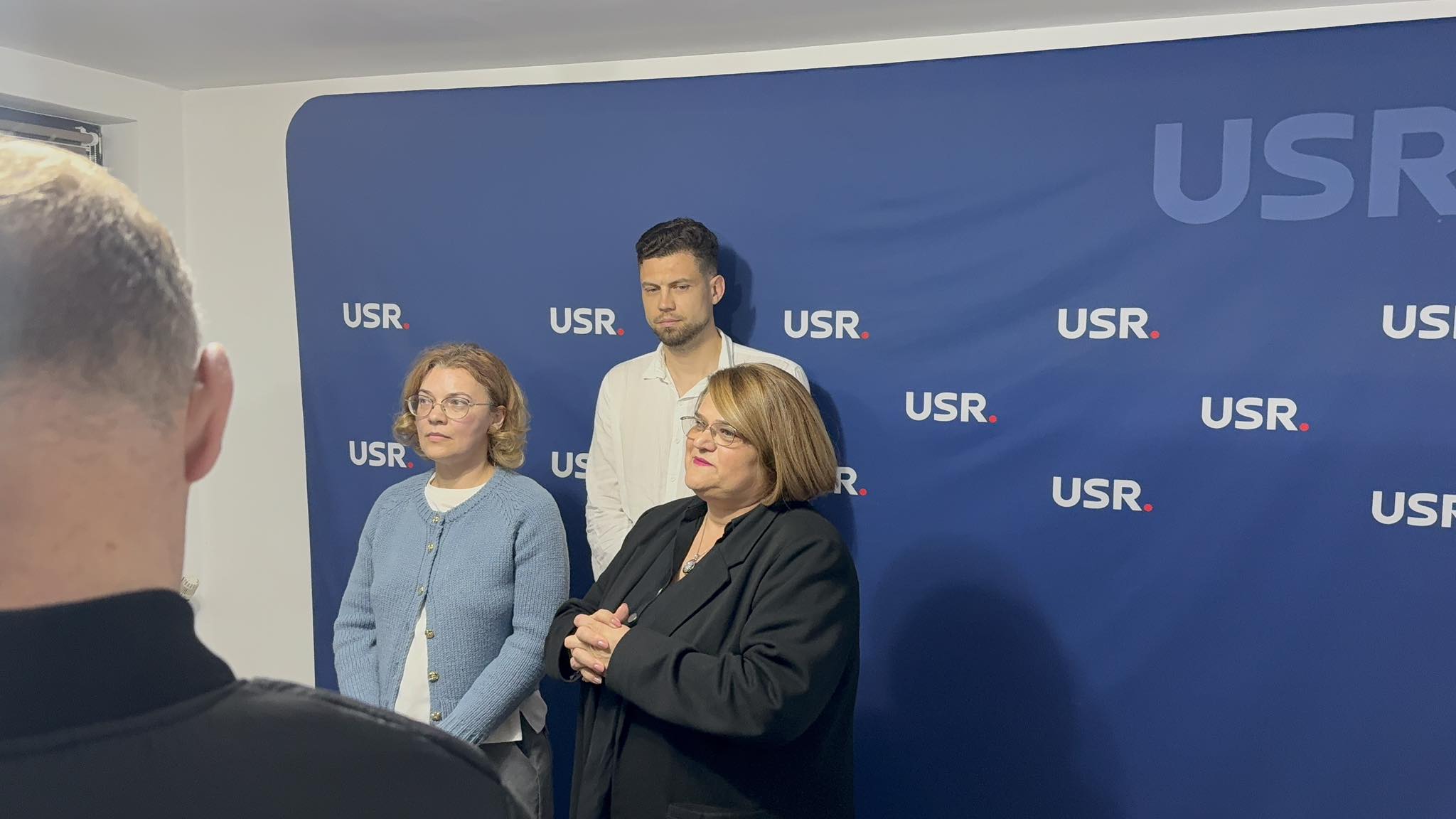 USR NU propune creșteri de taxe: USR se opune!