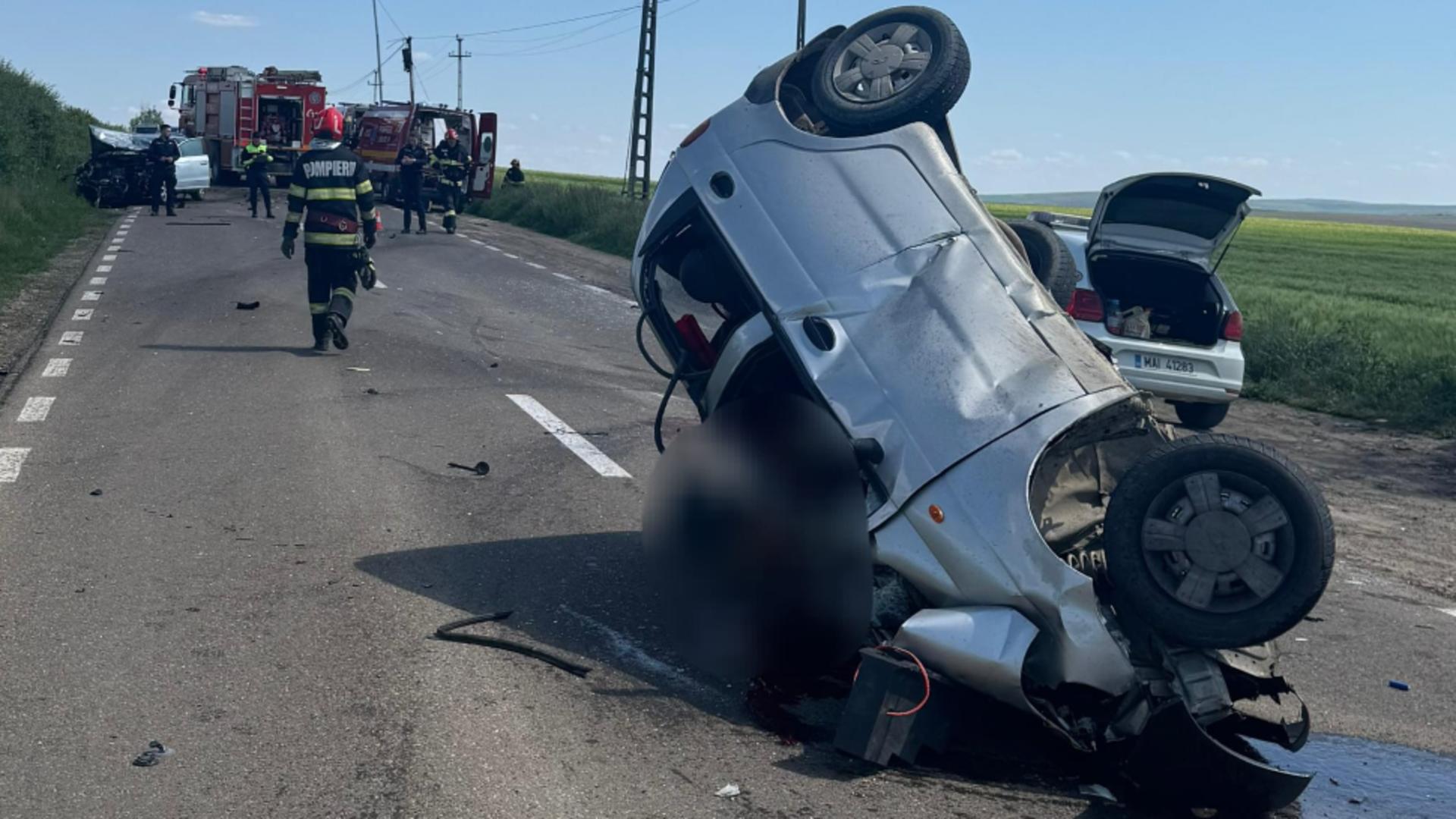 Se lasă cu cercetări interne la Poliție după ce o femeie moartă a fost găsită de rude la șase ore după accident