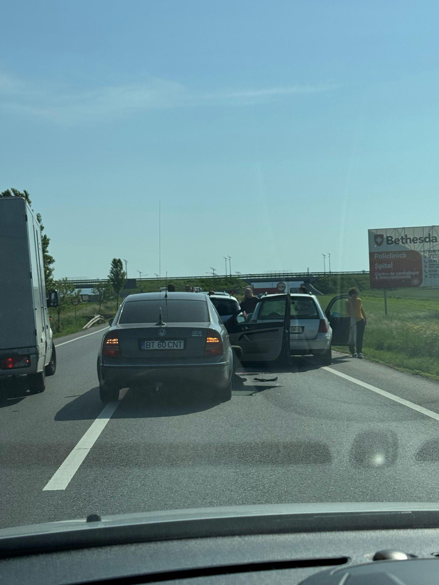 Mașină din Botoșani implicată într-un carambol la „Zidul Morții”