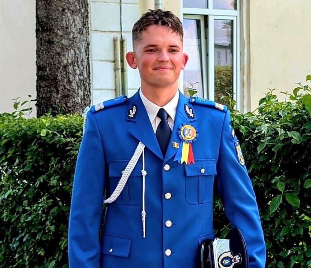 El este Ionuț, tânărul care a îmbrăcat uniforma de jandarm: Suntem mândri să-l avem în rândurile noastre 