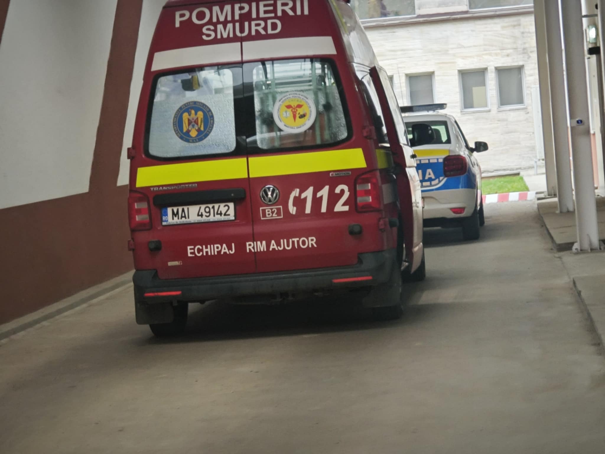 Un botoșănean înjunghiat de propria soție a ajuns la Urgențe