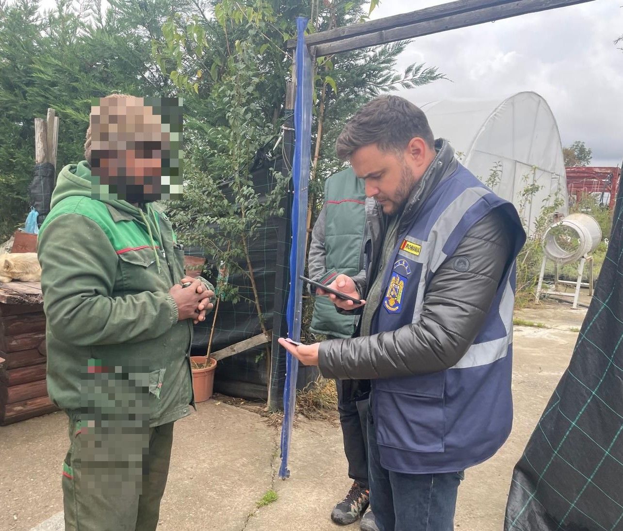 Polițiștii de imigrări au găsit doi nepalezi într-un restaurant din Botoșani 