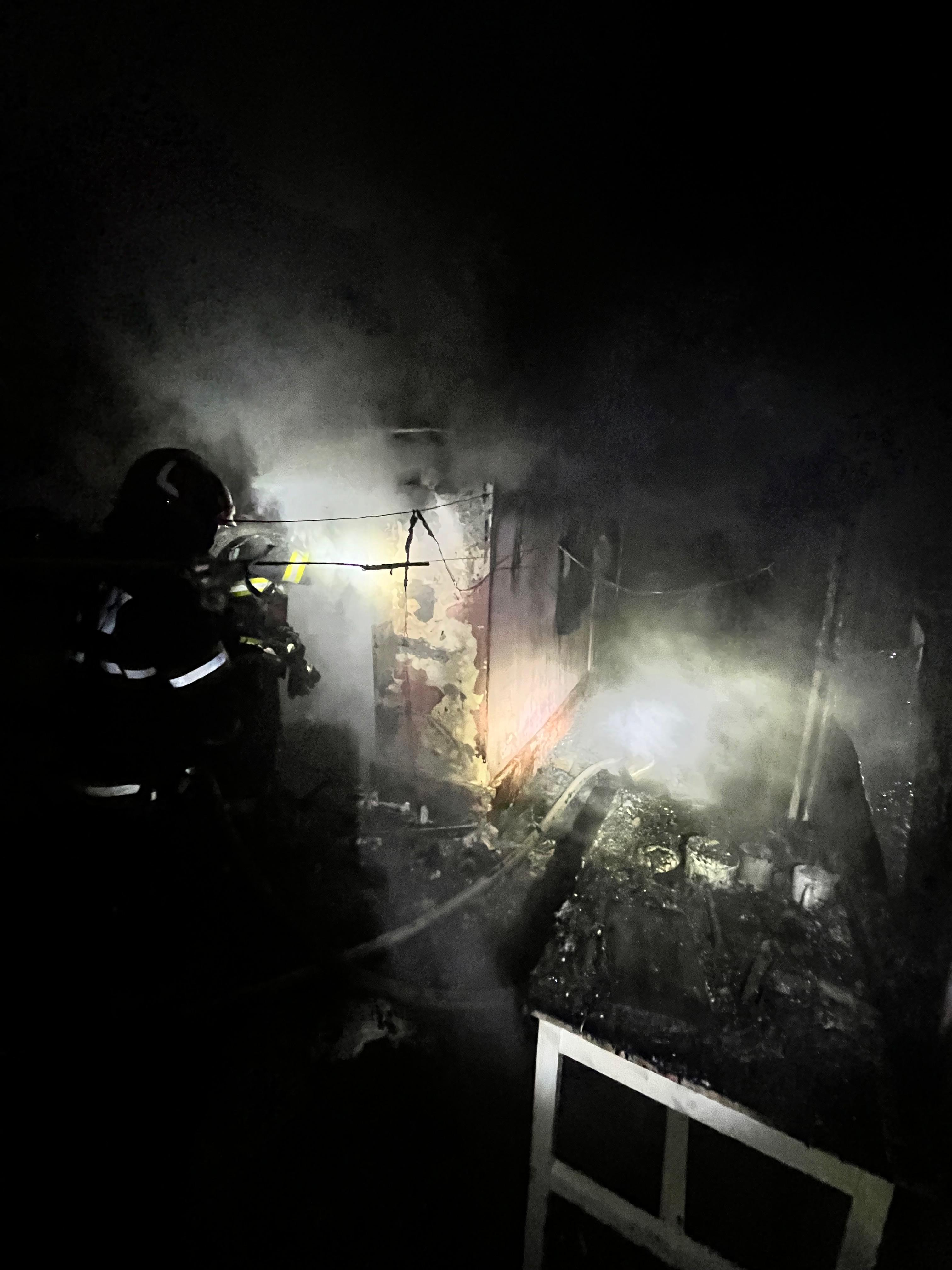 Incendiu de proporții într-o localitate din Botoșani: Pompierii au intervenit imediat