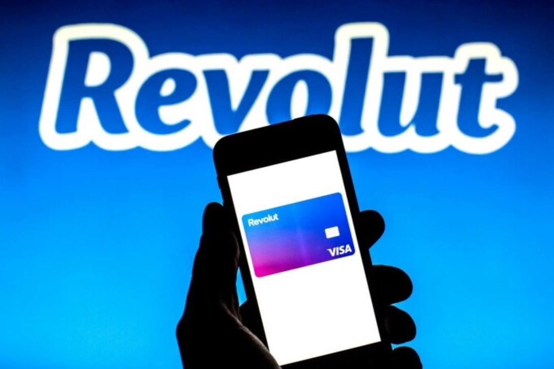 ANAF preia controlul asupra conturilor de Revolut: Cum pot românii să rămână fără bani pe card