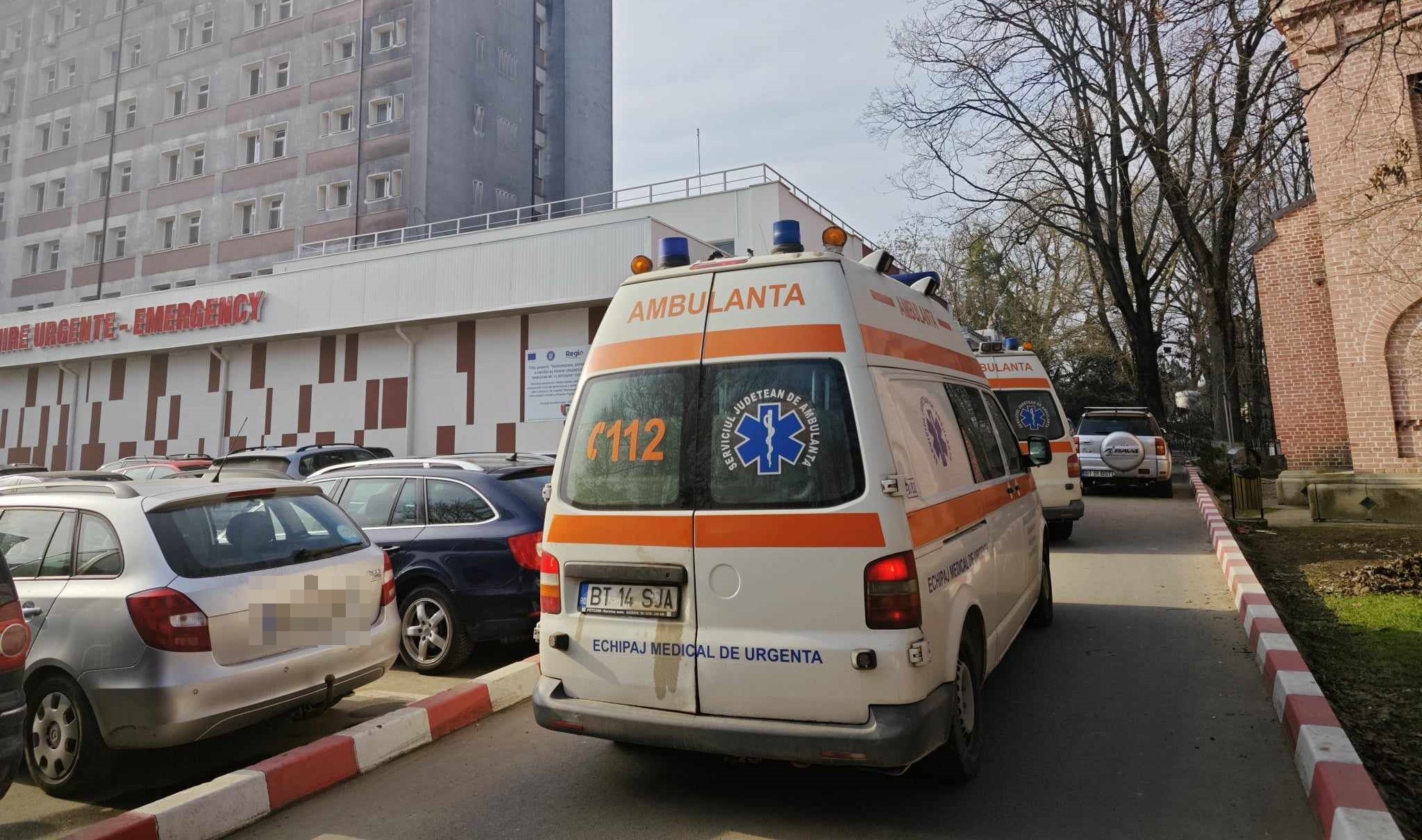 Zeci de botoșăneni drogați au ajuns la Urgențe 