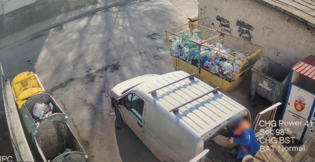 Botoșăneni amendați din cauza depozitării neconfrme a deșeurilor: Ce pedeapsă a primit un bărbat de la polițiștii locali