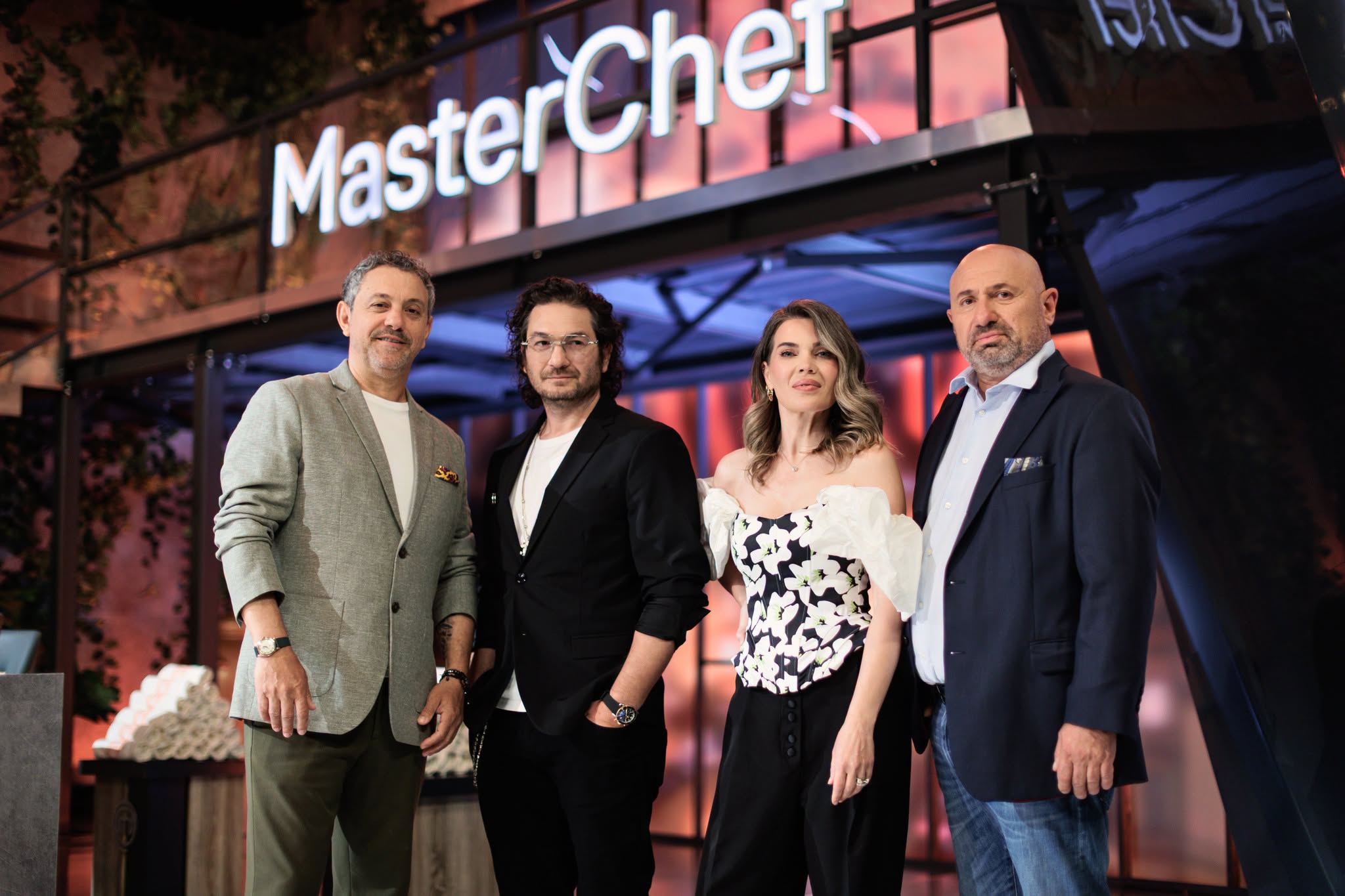 Invitat special la MasterChef. Pentru cine vor găti concurenții