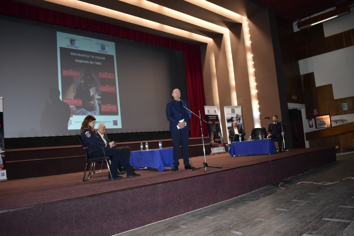 Fraudele cibernetice, îmbrăcate în promisiuni deșarte: Șeful Parchetului Botoșani trage un semnal de alarmă - VIDEO 