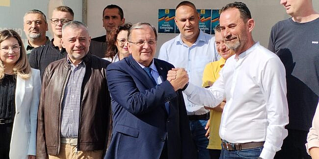 Vărul Flutur a transferat un partid întreg la PNL Suceava: Venim cu forțe noi