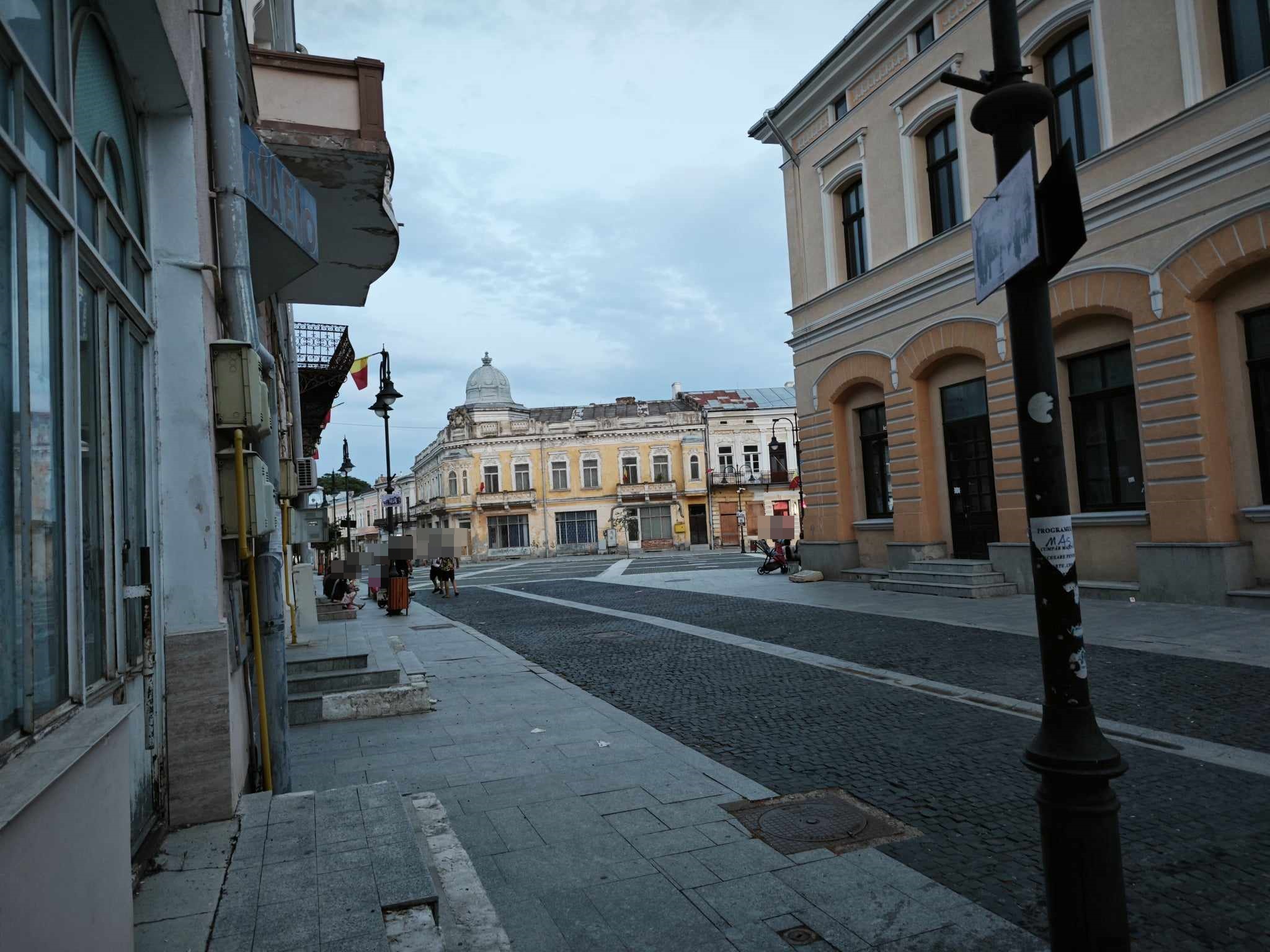 Tânărul bătut în Centrul Vechi a solicitat ordin de protecție, polițiștii consideră că nu este în pericol