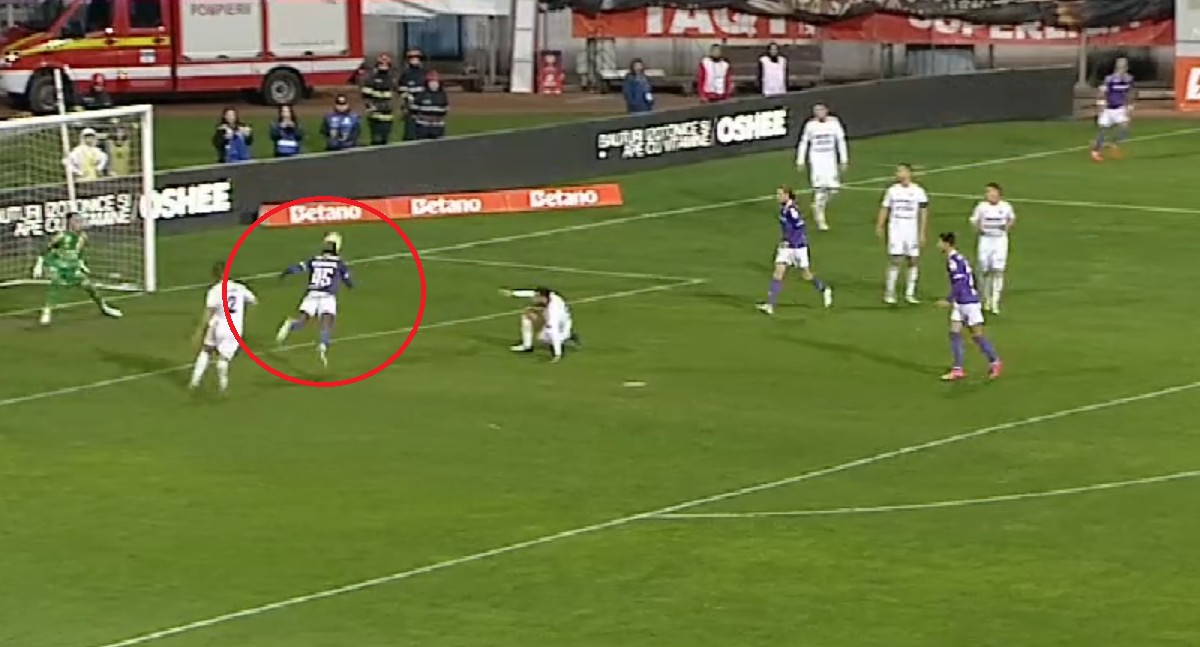 A căzut de la etajul 11! Moarte șocantă pentru un jucător de 28 de ani care a marcat în poarta Botoșaniului