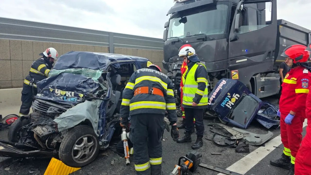 accident cu doi morti.