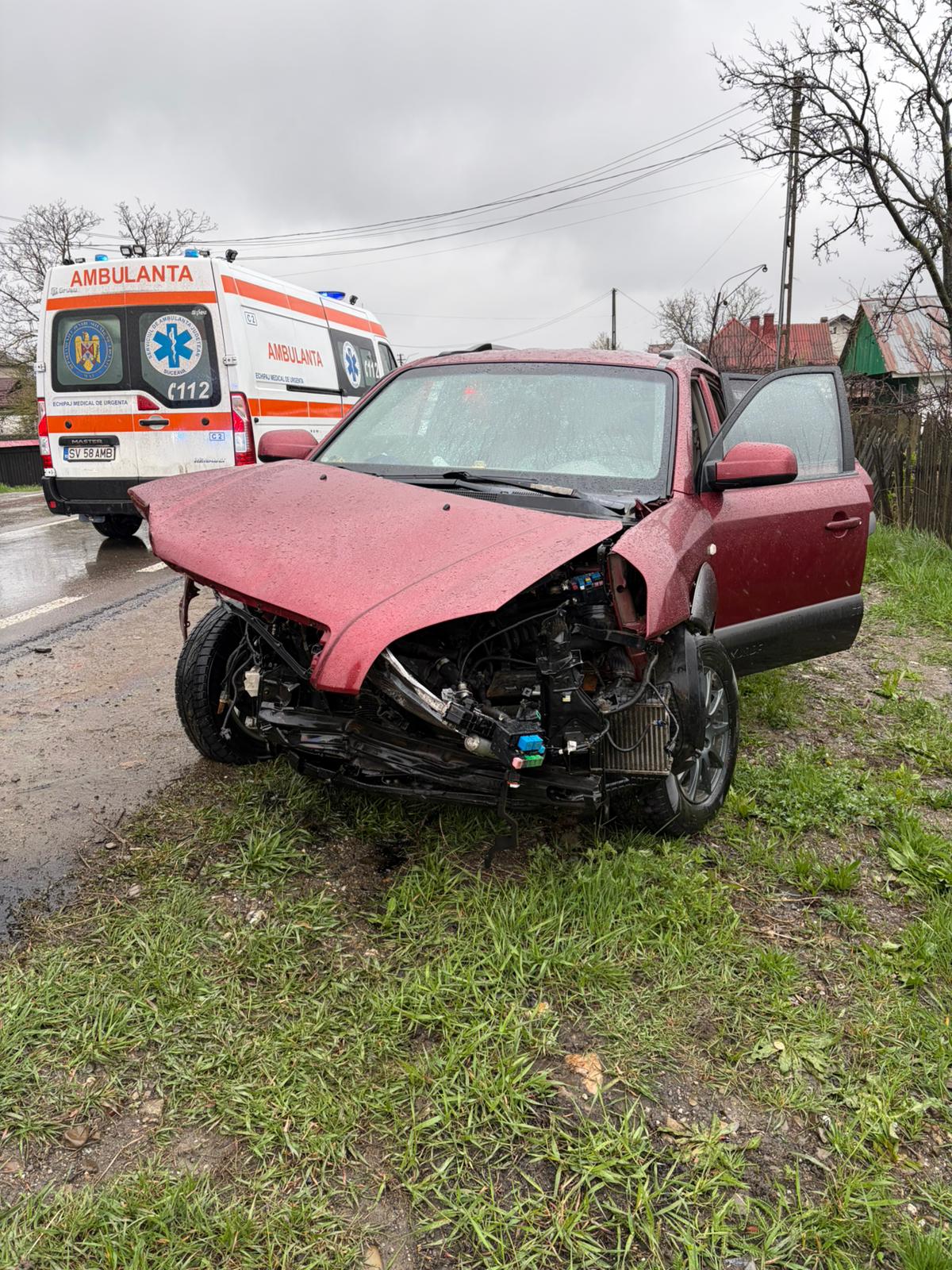 accident la Suceava cu trei raniti (